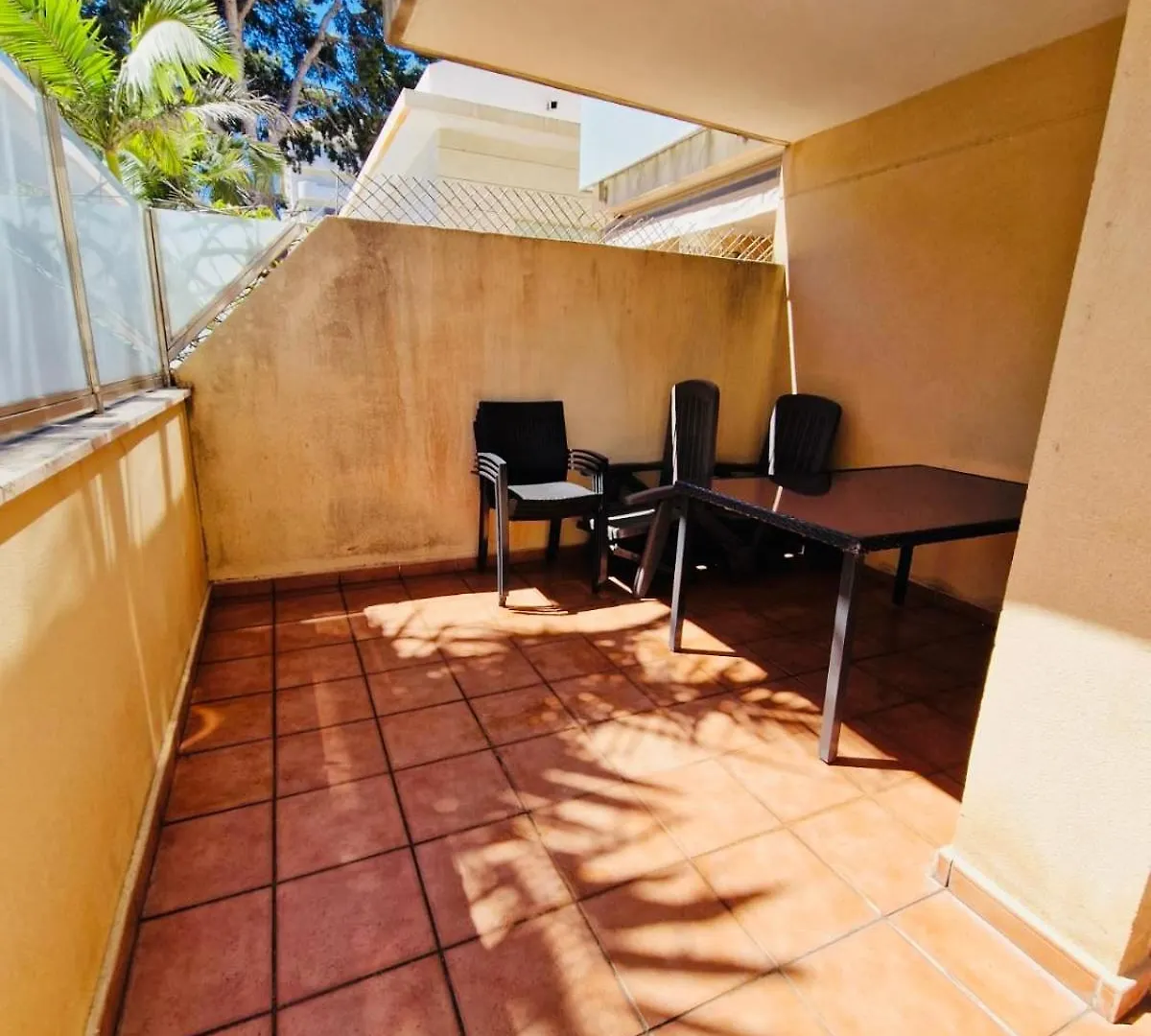 Prime Location, Pool, Beach, Shops, All Nearby Apartment Benalmadena